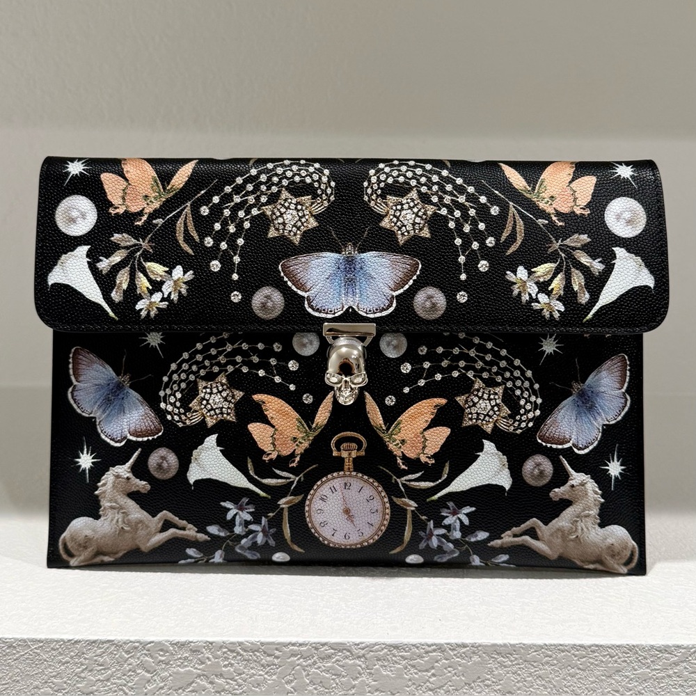 •••SOLD•••Auth Alexander McQueen Nocturnal Skull Calfskin Leather Clutch Black